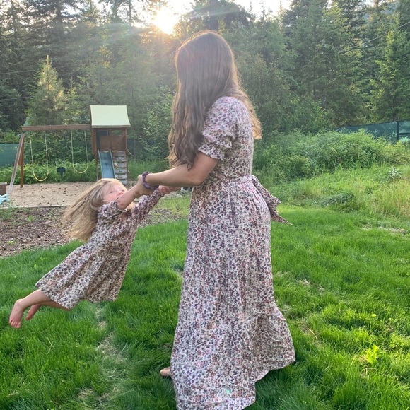 Little Cottonwood dress - Picture 3 of 7